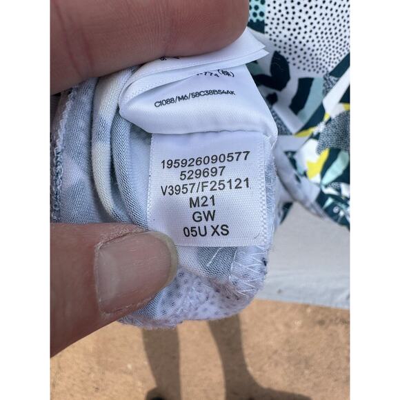 Lands End Woman's Fish Print Stretch Faux Wrap Twist Front Dress NWOT Size S 🐟 - Picture 8 of 9